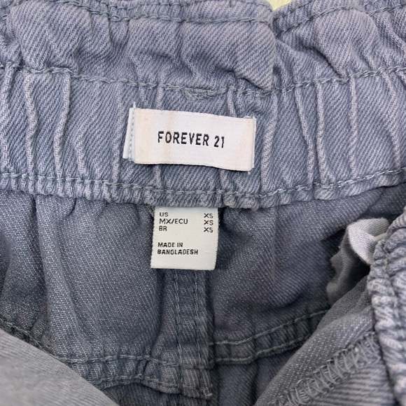 Forever 21 Women’s Ruffled Belted Y2K Blue Shorts Size Extra Small - Picture 9 of 10